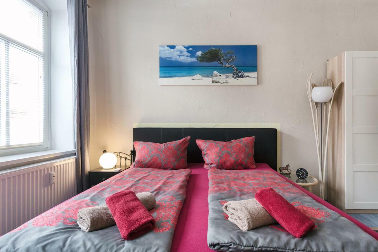 Ferienwohnung Residenz Bis 6 Gaeste , Ferienwohnung Dresden Bis 4 Gaeste, Ferienwohnung Elbflorenz Bis 2 Gaeste Ngoại thất bức ảnh