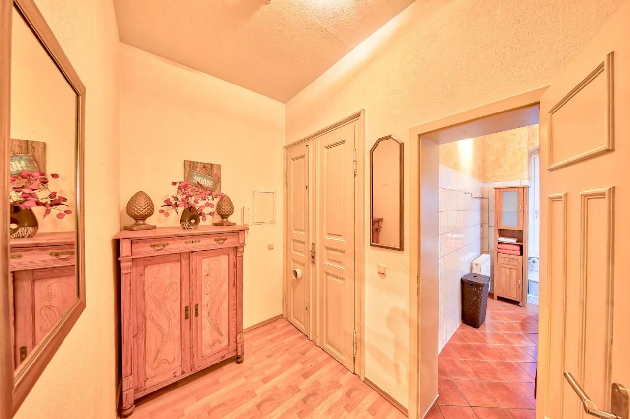 Ferienwohnung Residenz Bis 6 Gaeste , Ferienwohnung Dresden Bis 4 Gaeste, Ferienwohnung Elbflorenz Bis 2 Gaeste Ngoại thất bức ảnh