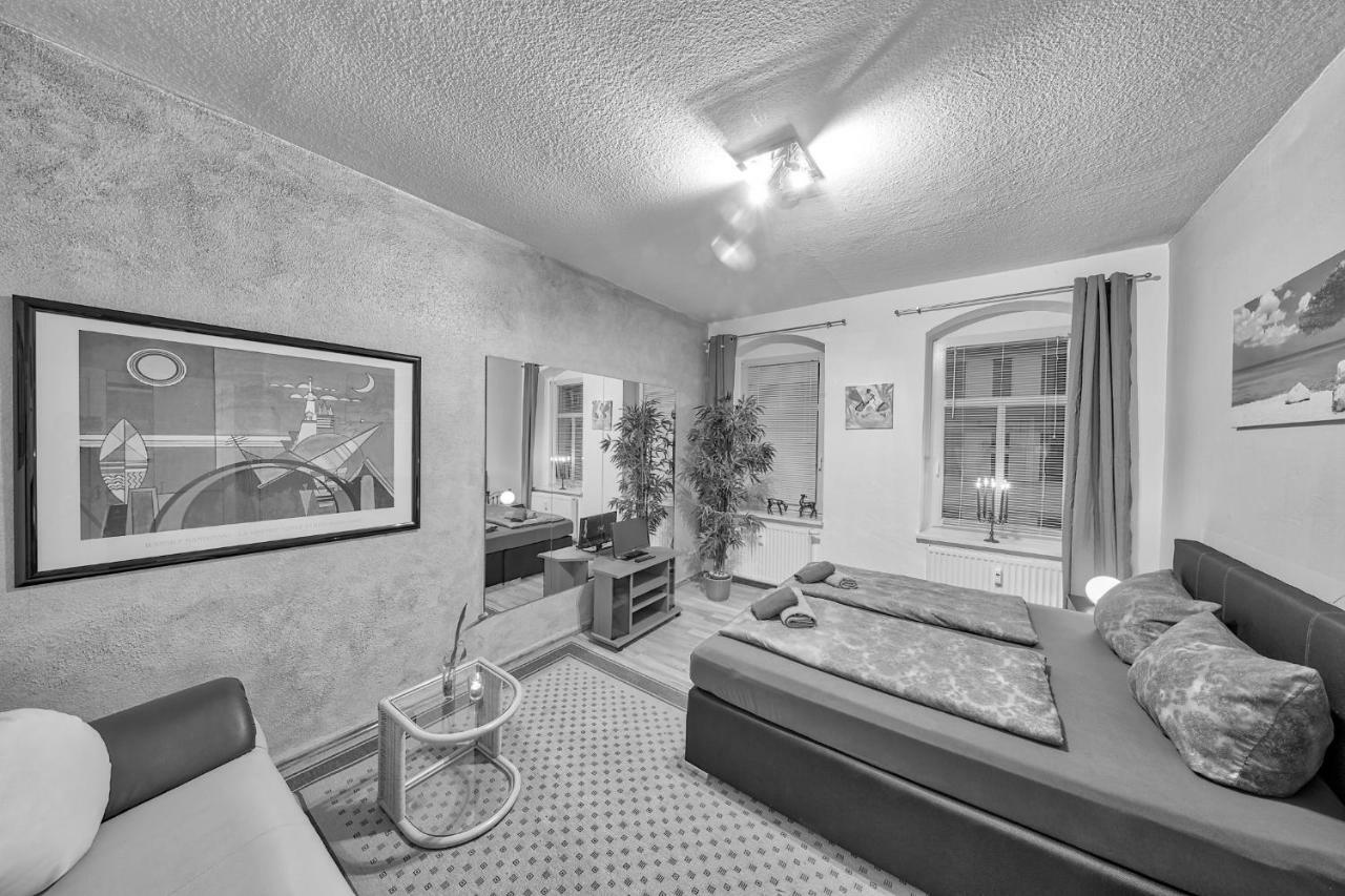 Ferienwohnung Residenz Bis 6 Gaeste , Ferienwohnung Dresden Bis 4 Gaeste, Ferienwohnung Elbflorenz Bis 2 Gaeste Ngoại thất bức ảnh